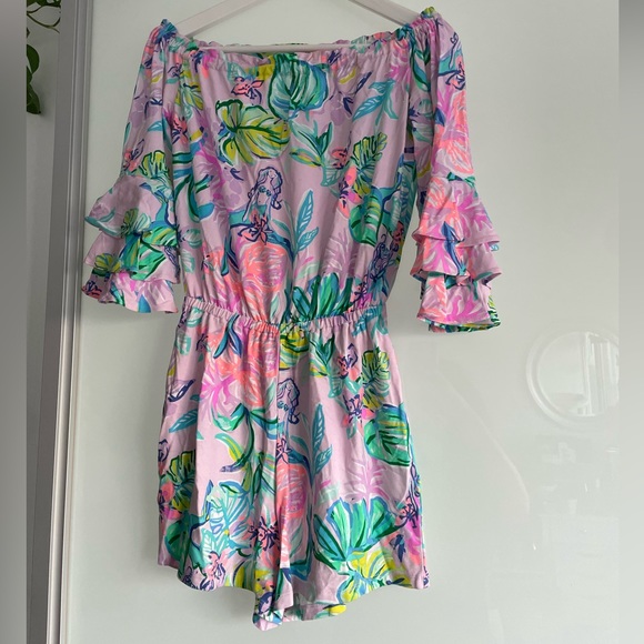 Loved, EUC Lilly Pulitzer Women’s off-shoulder Mermaid Print Romper Sz XXS SS19 - Picture 2 of 12